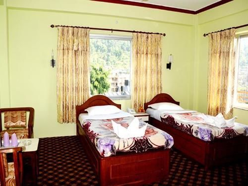 Hotel Lake House Покхара Екстер'єр фото